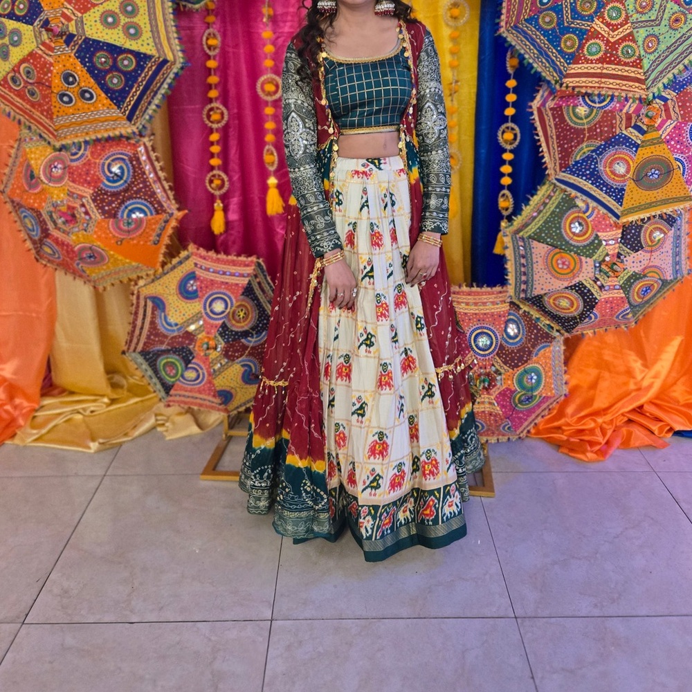 Mahendi outfit